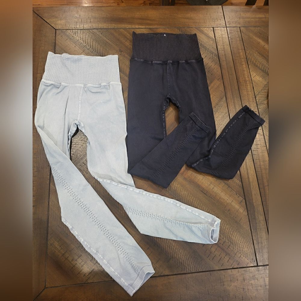 Bundled - Two Pairs of Free People Leggings in Washed Black and Ice Grey XS/S